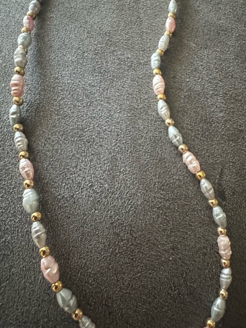 Urban Outfitters Y2K Pastel Pearl Beaded Necklace - Pink Blue Grey Gold